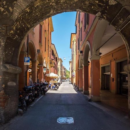 Apartamento A Pochi Passi Dalla Finestrella Di Via Piella By Wonderful Italy Bolonia Exterior foto